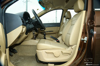 2014款五菱宏光S 1.2L手动舒适型