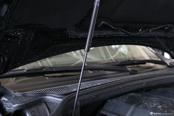 2014款大切诺基3.0L自动旗舰尊悦版