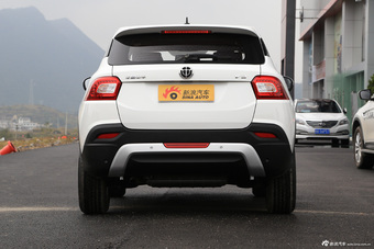 2015款中华V3 1.5L自动智能型