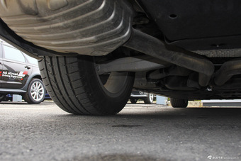 2014款奥迪A8L 3.0T自动45TFSI quattro专享型