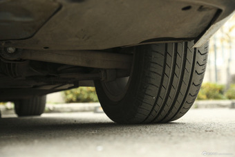 2015款奥迪A4L 45TFSIquattro个性运动型