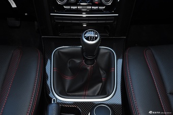 2015款哈弗H5智尊版4G63 2.0T手动两驱精英版