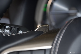 2016款雷克萨斯GS 2.5L自动300h豪华版