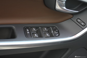 2014款改版沃尔沃XC60到店实拍