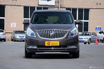 2015款GL8商务车2.4L豪华商务尊享版