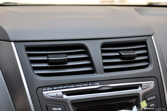 2014款瑞纳1.4自动领先型