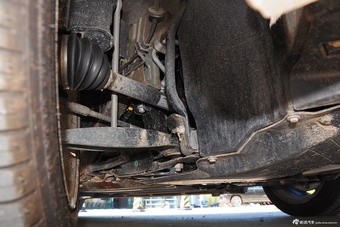 2015款DS 5 1.8T自动尊享版THP200