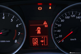 2014款劲炫ASX 2.0L自动两驱精英版