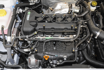 2015款艾瑞泽7 1.5T手动致领版