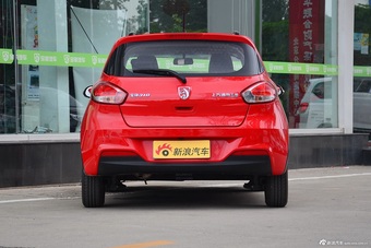 2016款宝骏310 1.2L手动豪华型