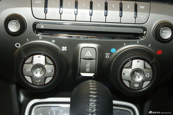 2012款雪佛兰科迈罗