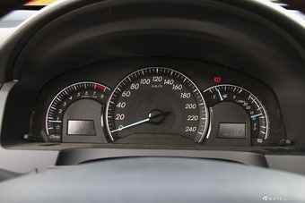 2015款凯美瑞2.0G豪华版