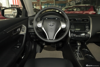 2013款天籁2.0L XL舒适版