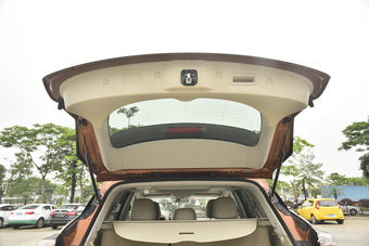 2015款楼兰 2.5L自动XL两驱智尚版