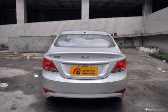 2014款瑞纳1.4L手动时尚型