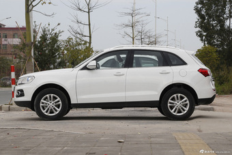 2015款众泰T600 1.5T手动精英型