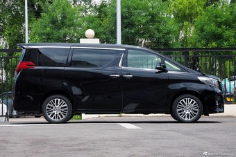 2015款埃尔法3.5L自动豪华版