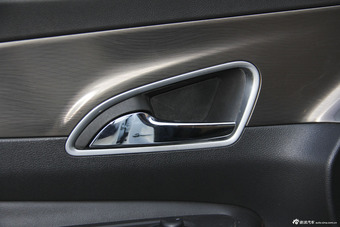 2015款昂科拉1.4T自动两驱都市领先型