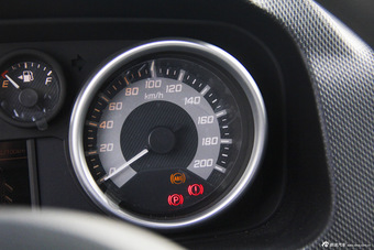 2015款中兴GX3 1.5L手动精英版