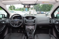 2015款福克斯三厢1.0L GTDi手动超能风尚型