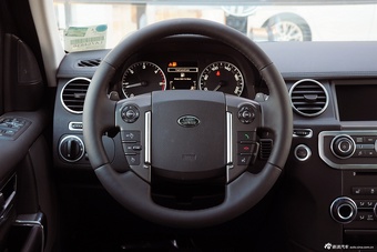 2015款第四代发现3.0 SDV6 HSE柴油版