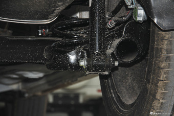 2015款悦翔V7 1.6L 自动乐趣型