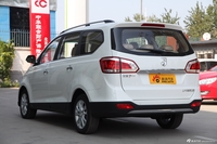 2014款宝骏730 1.5L手动舒适型