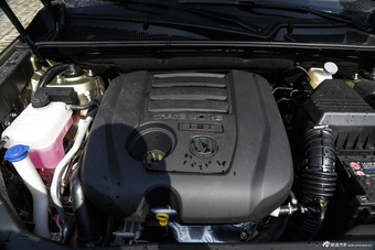 2014款长安CS75 1.8T自动精英型国5