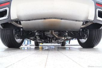 2016款XT5 2.0T自动28T四驱铂金版