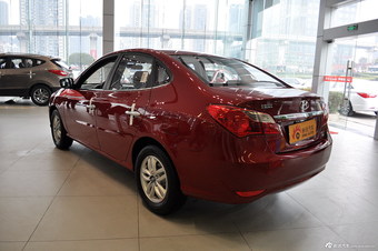 2011款悦动1.6L自动豪华型