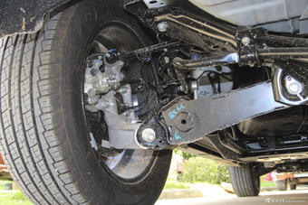 2016款东风风神AX7 1.4T手动智悦型