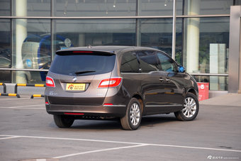 2013款别克GL8豪华商务车到店实拍