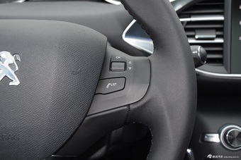 2015款东风标致308S 1.6T自动劲驰版