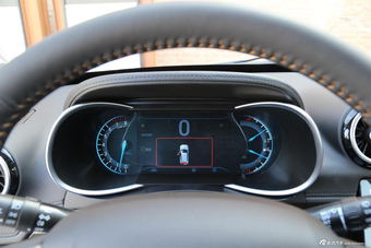 2016款凯翼X3 1.6L手动智联V版