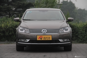 2013款迈腾2.0TSI尊贵型