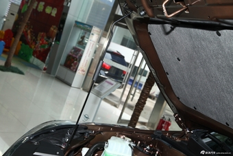 2013款海马S7 2.0L自动智尚版