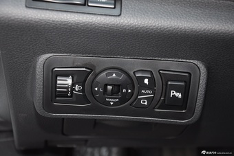 2015款比亚迪G5 1.5TI手动尊贵型