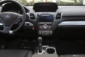 2016款讴歌RDX 3.0L自动两驱精锐版