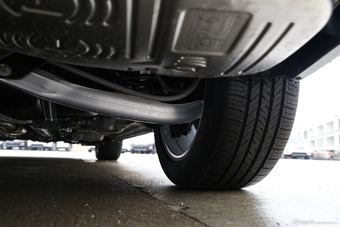 2014款君越2.0T SIDI自动精英技术型