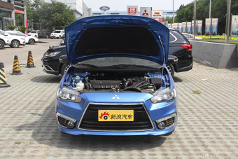 2016款翼神1.8L 手动黑白复刻版