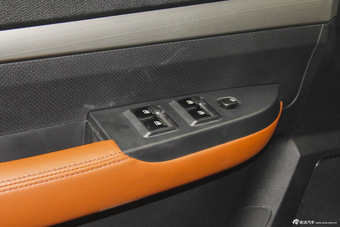 2016款中兴威虎TUV 2.5T手动澳洲版柴油两驱豪华型