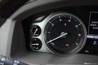 2016款兰德酷路泽4.6L自动VX-R