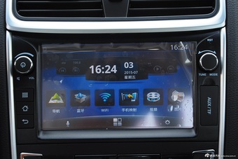 2015款吉利新帝豪三厢1.3T CVT向上版