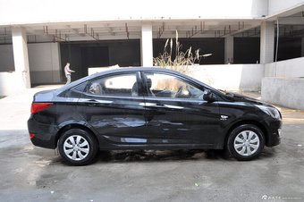 2014款瑞纳1.4L手动智能型