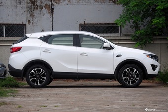 2015款DX7 1.5T手动尊贵型
