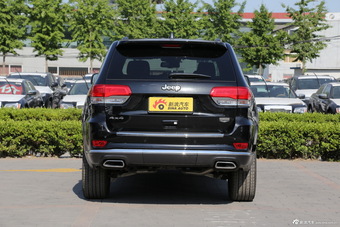 2014款大切诺基3.0L自动旗舰尊悦版图片