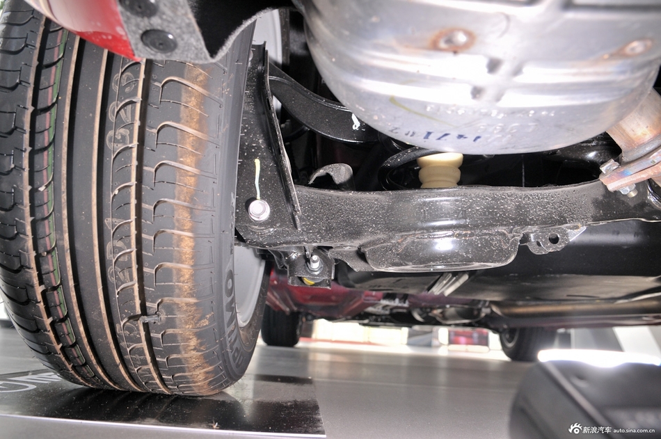 2013款马自达6 2.0L自动时尚型