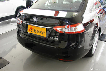 2014款奔腾B90 1.8T自动豪华型到店实拍