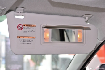 2013款马自达6 2.0L自动时尚型