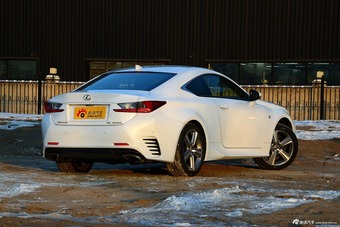 2016款雷克萨斯RC 2.0T 200t F SPORT极致版